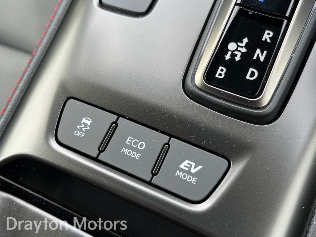 Lexus LBX 1.5 Premium E-cvt Hatchback Black #24