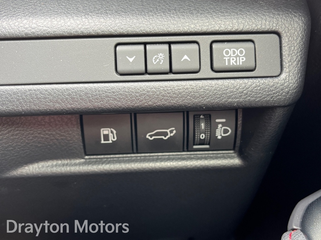 Lexus LBX 1.5 Premium E-cvt Hatchback Black #34