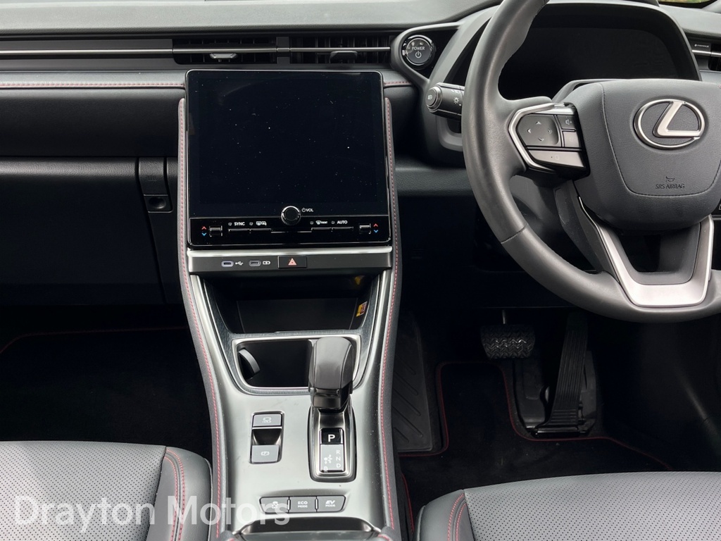 Lexus LBX 1.5 Premium E-cvt Hatchback Black #17