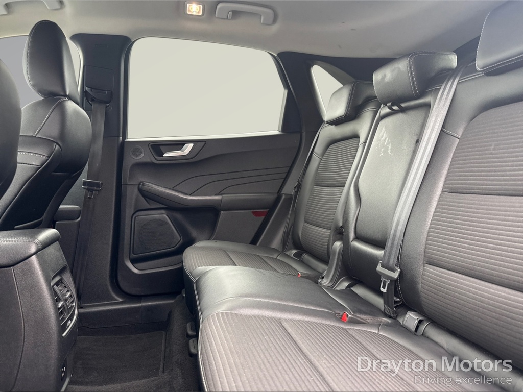 Ford Kuga 2.5 Duratec Phev St-line X 225Ps #9