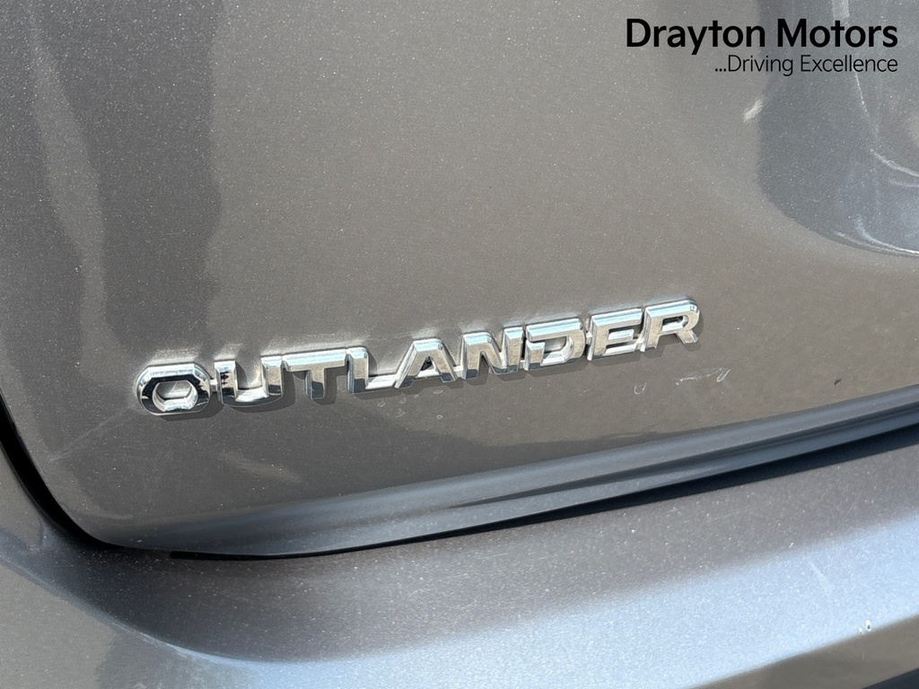 Mitsubishi Outlander 2.0 Design Cvt Black #40