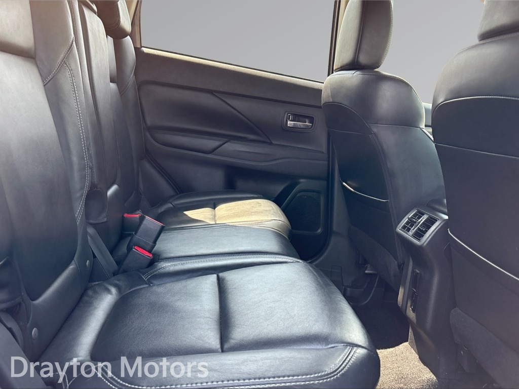 Mitsubishi Outlander 2.0 Design Cvt Black #15