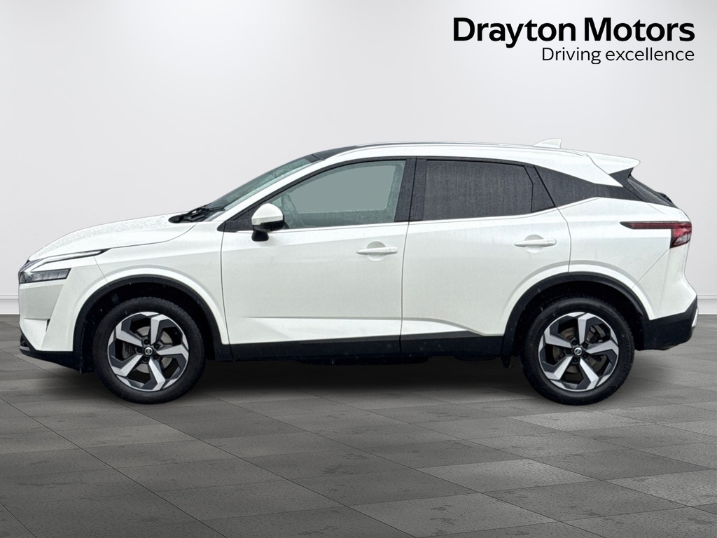 Nissan Qashqai 1.3 Dig-t Mhev Premiere Edition Suv Hyb FY21AFZ White #5