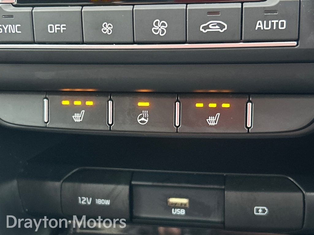 Kia Ceed Ceed Black #25