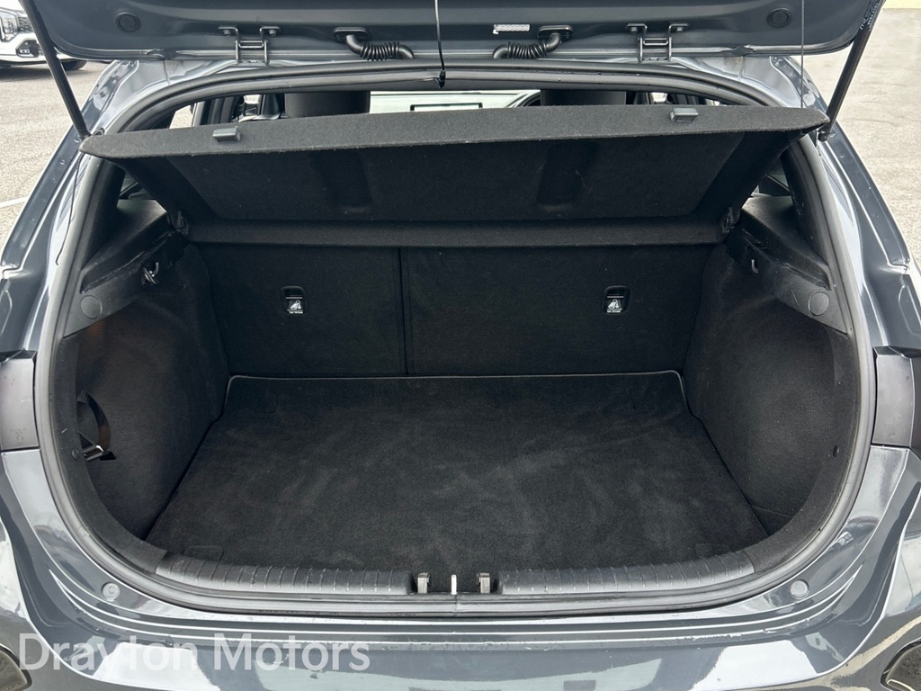 Kia Ceed Ceed Black #40