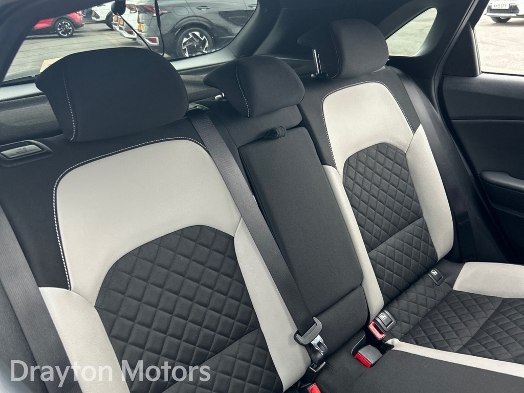 Kia Ceed Ceed Black #31