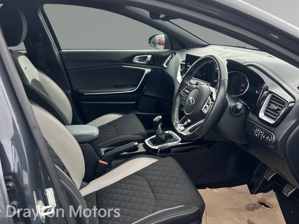 Kia Ceed Ceed Black #13