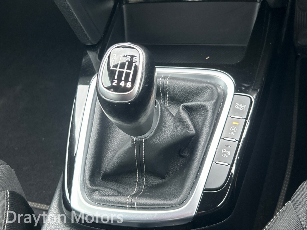 Kia Ceed Ceed Black #24