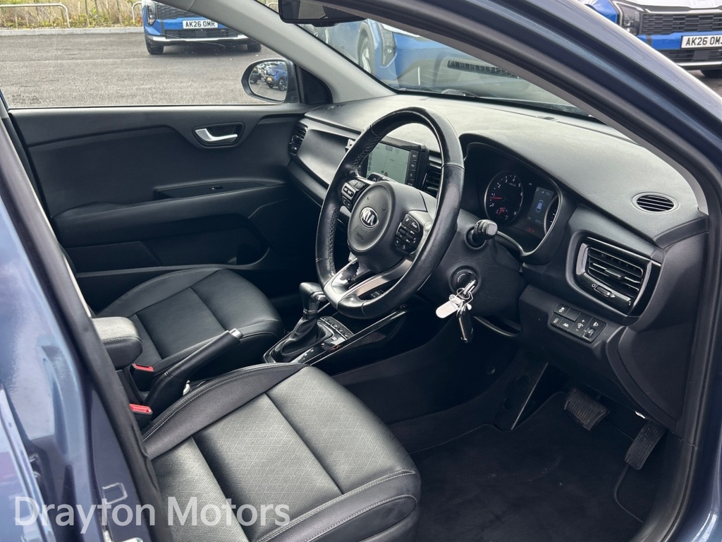 Kia RIO 2 White #11