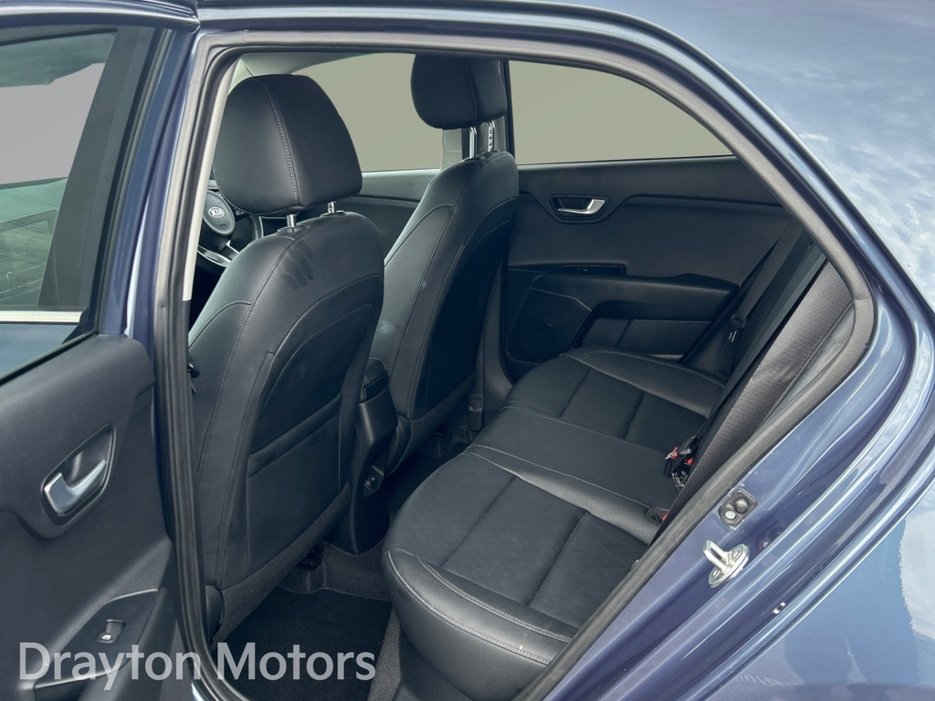 Kia RIO 2 White #12