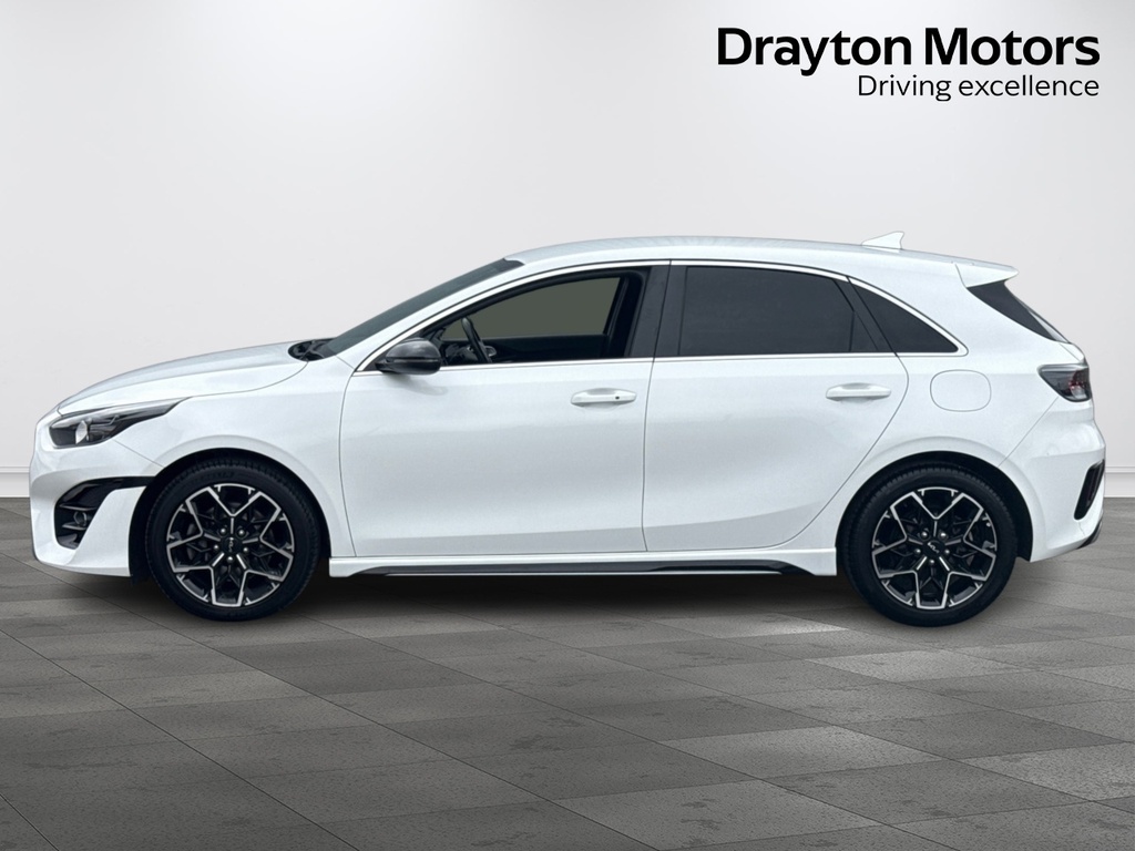 Kia Ceed 1.5 T Gdi Gt Line Hatchback RJ22YFN White #5
