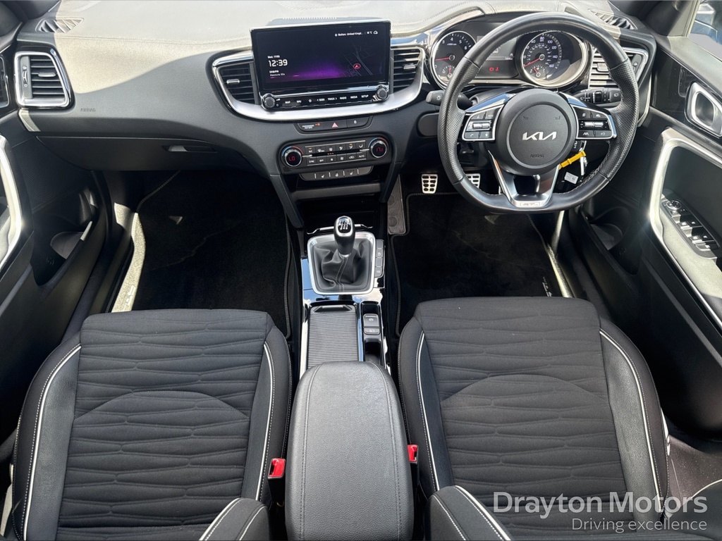 Kia Xceed 1.5 T Gdi Gt Line Suv Blue #2