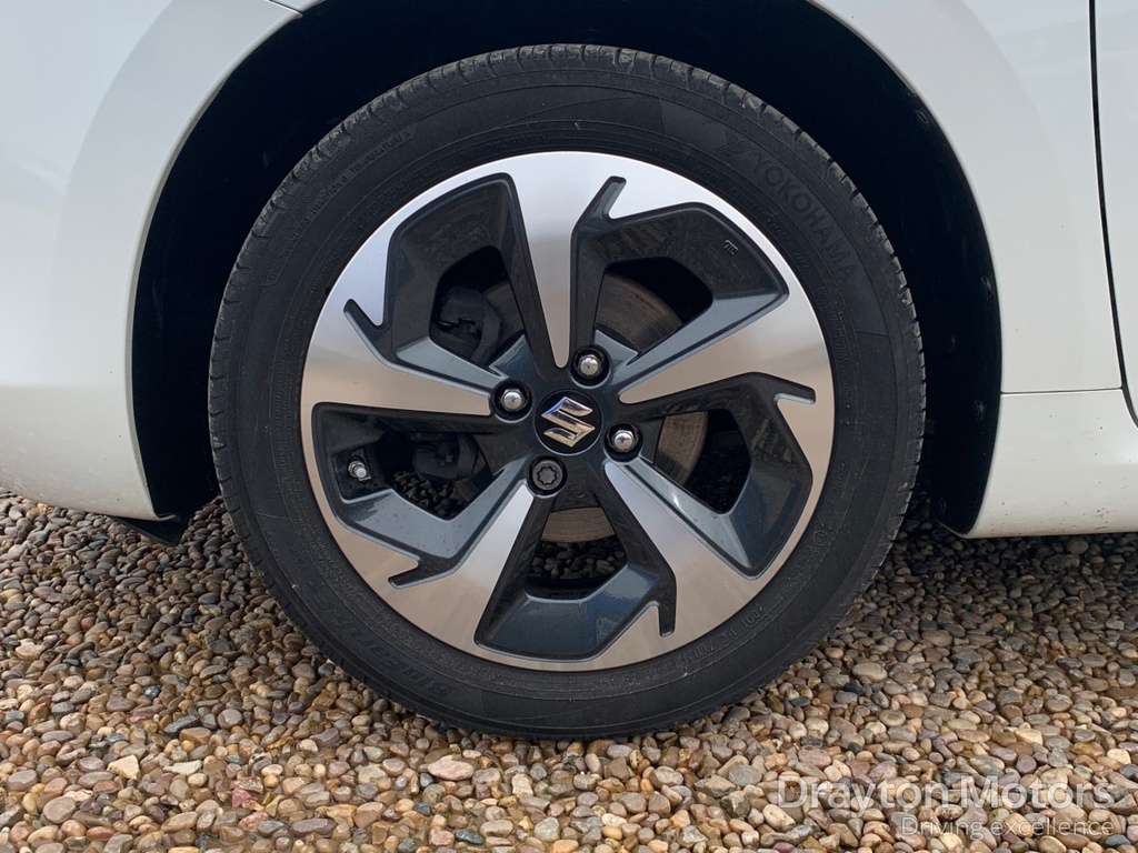 Suzuki Swift Ultra Mhev 1.2 Silver #35