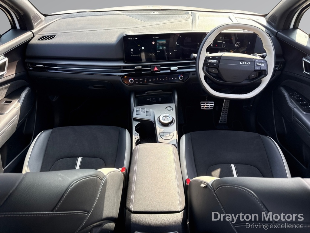 Kia Sportage Sportage White #2