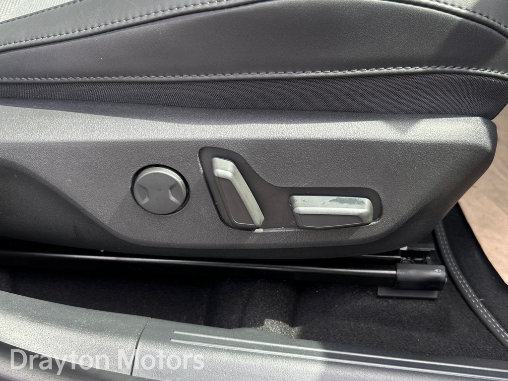 Kia e-Niro 150Kw 4 65Kwh Estate Black #31