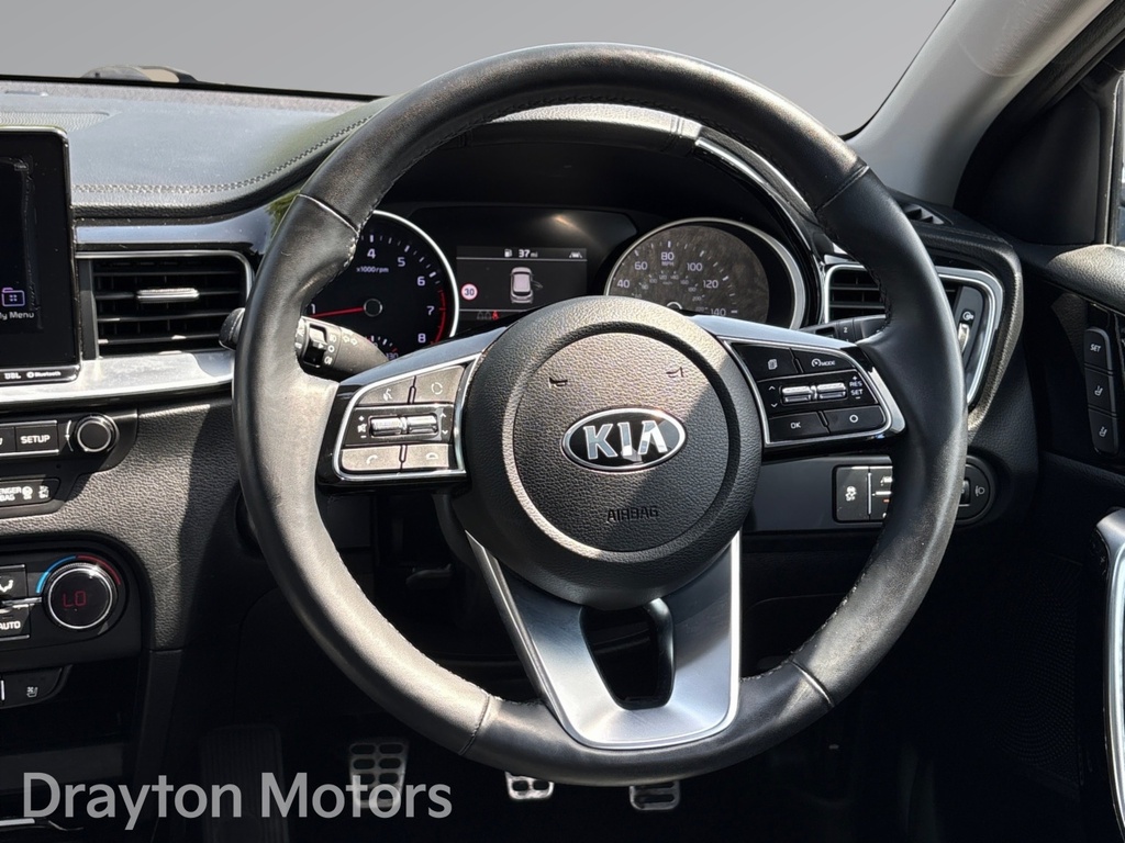 Kia Ceed Crdi 2 Isg Red #14