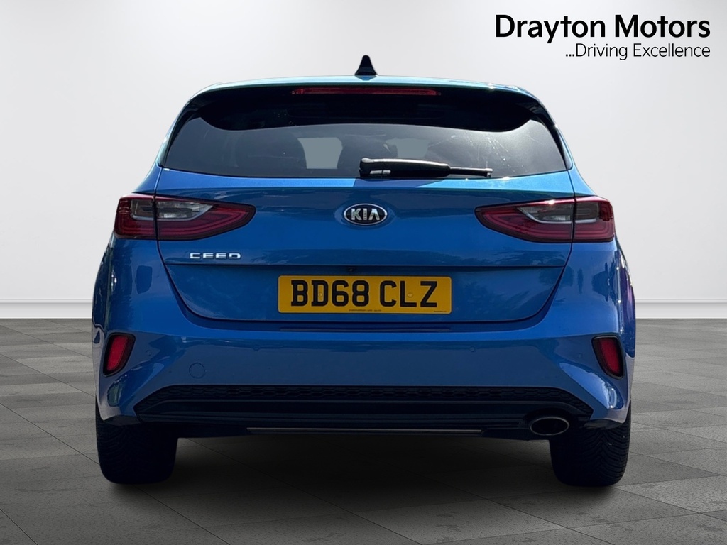 Kia Ceed Crdi 2 Isg Red #7
