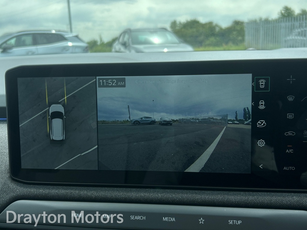 Kia EV3 Gt-line 81.4Kwh 201Bhp Fwd 1-Speed White #22