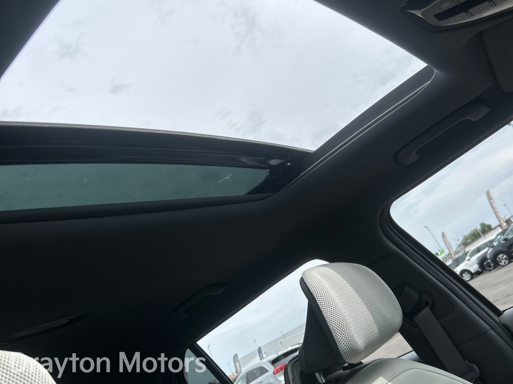 Kia EV3 Gt-line 81.4Kwh 201Bhp Fwd 1-Speed White #33