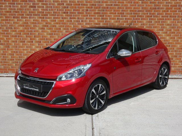 Peugeot 208 1.2 Puretech Allure Premium Red #7