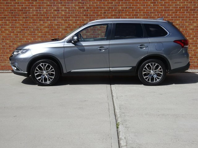 Mitsubishi Outlander Di-d 4 4Wd Grey #6