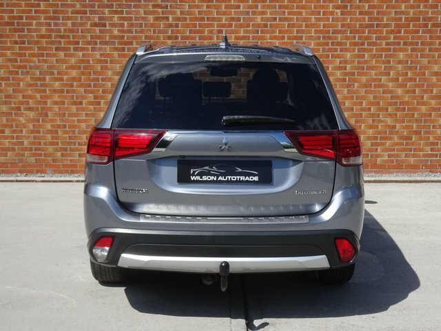 Mitsubishi Outlander Di-d 4 4Wd Grey #4