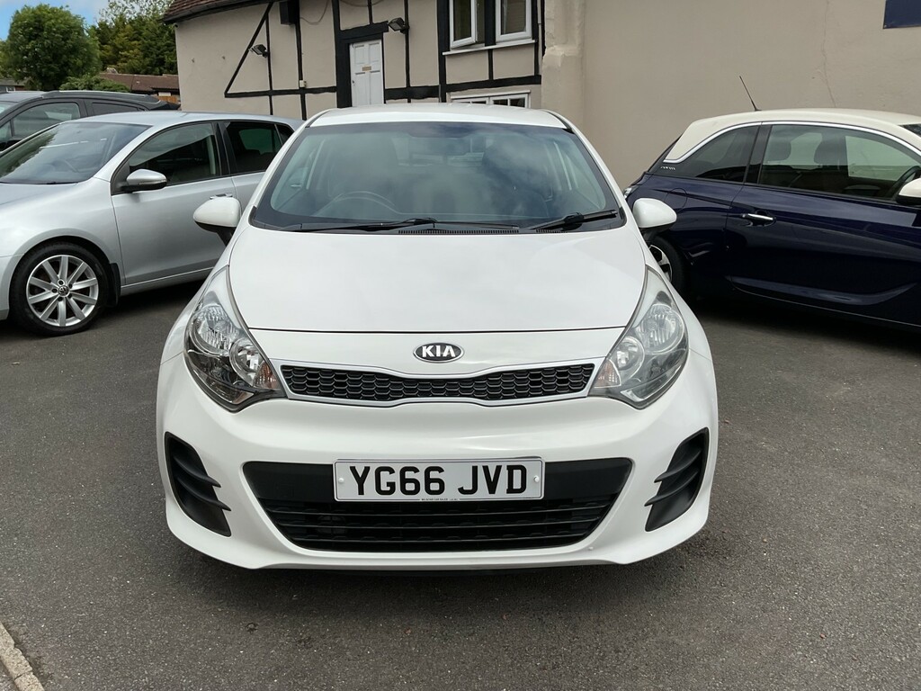 Kia RIO 1.3 Sr7 White #2