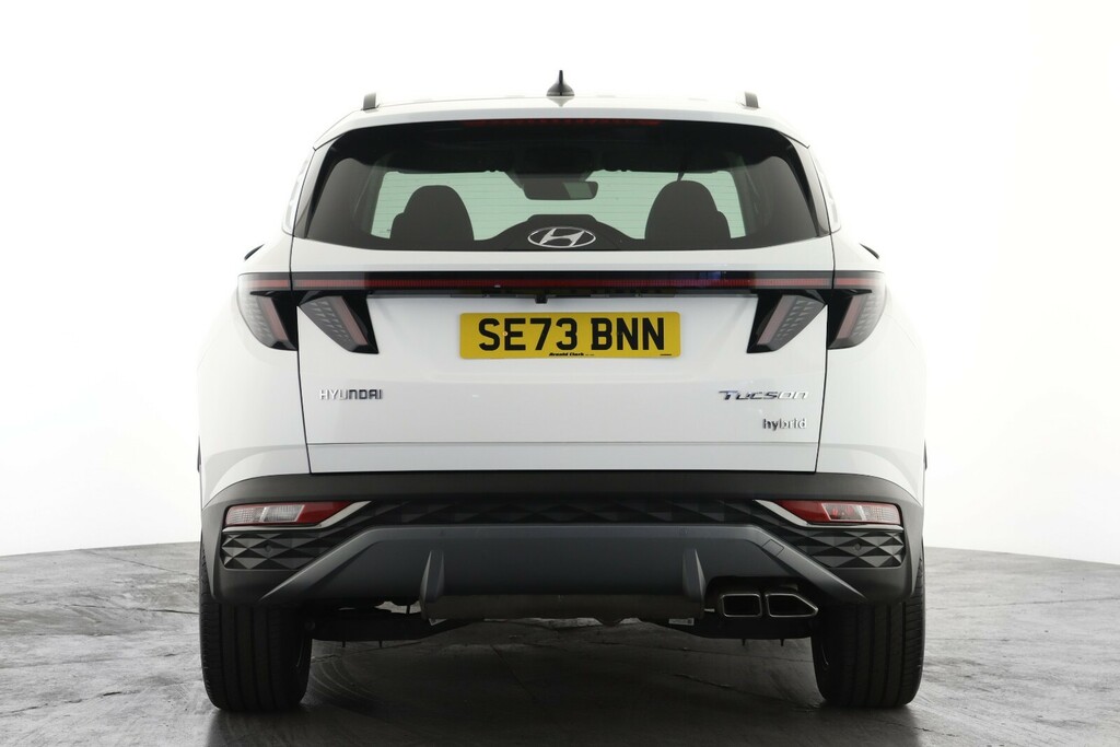 Hyundai Tucson 1.6 Tgdi Hybrid 230 Premium 2Wd SE73BNN White #2