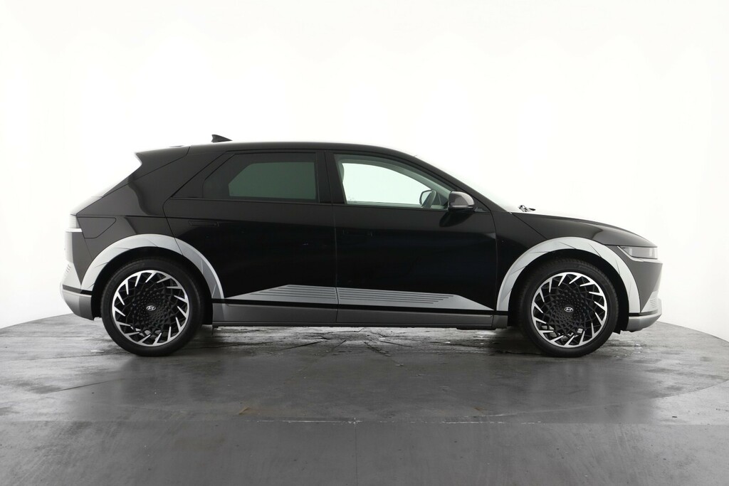 Hyundai Ioniq 5 225Kw Ultimate 73 Kwh Awd GY22MKM Black #4