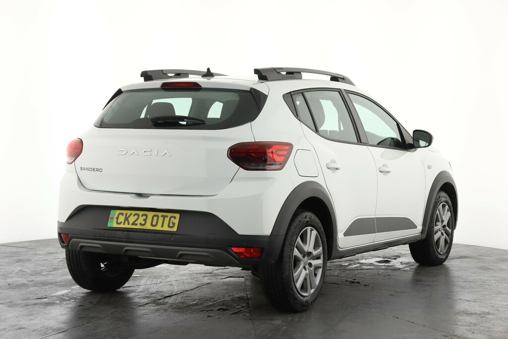 Dacia Sandero Stepway 1.0 Tce Expression Cvt CK23OTG White #2