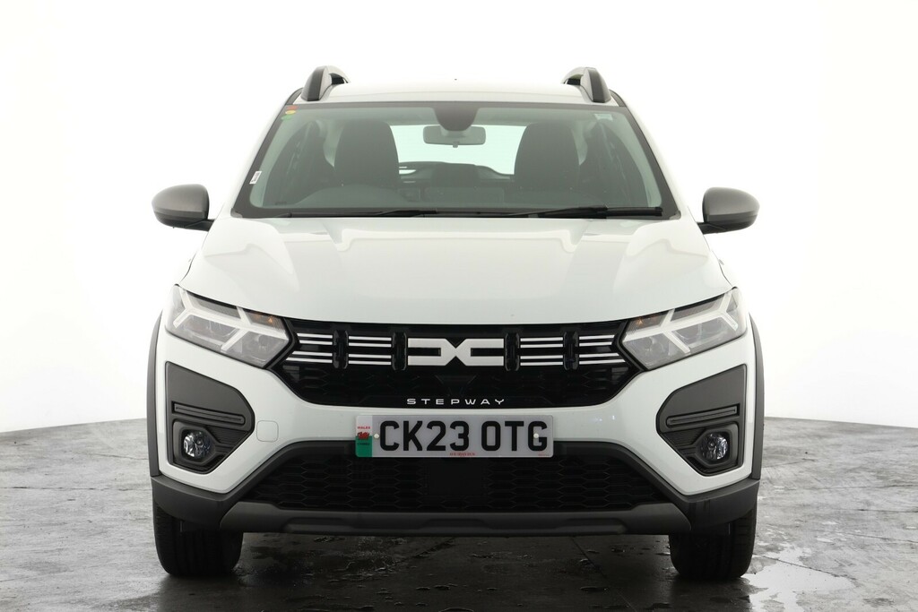 Dacia Sandero Stepway 1.0 Tce Expression Cvt CK23OTG White #4