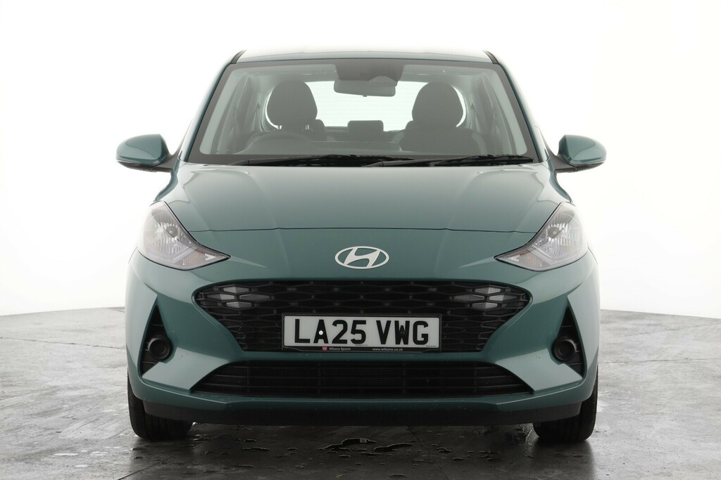 Hyundai I10 1.0 63 Advance Nav LA25VWG Green #5