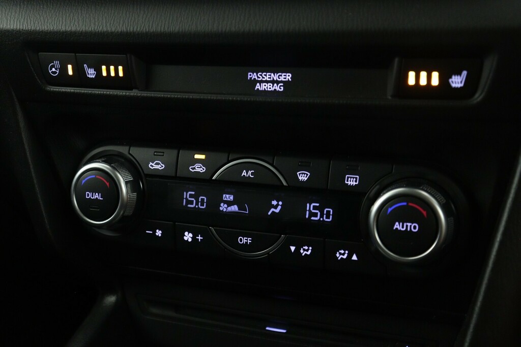 Mazda 3 2.0 Sport Nav Grey #22
