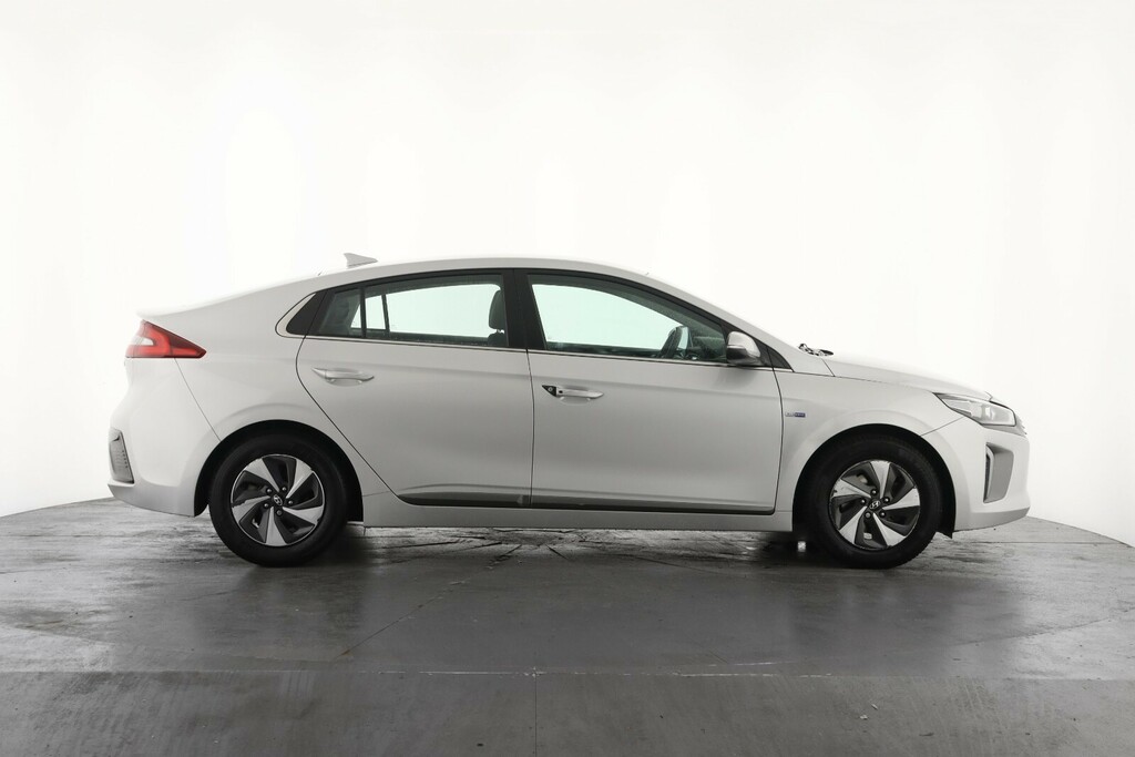 Hyundai Ioniq 1.6 Gdi Hybrid Premium Dct Silver #4
