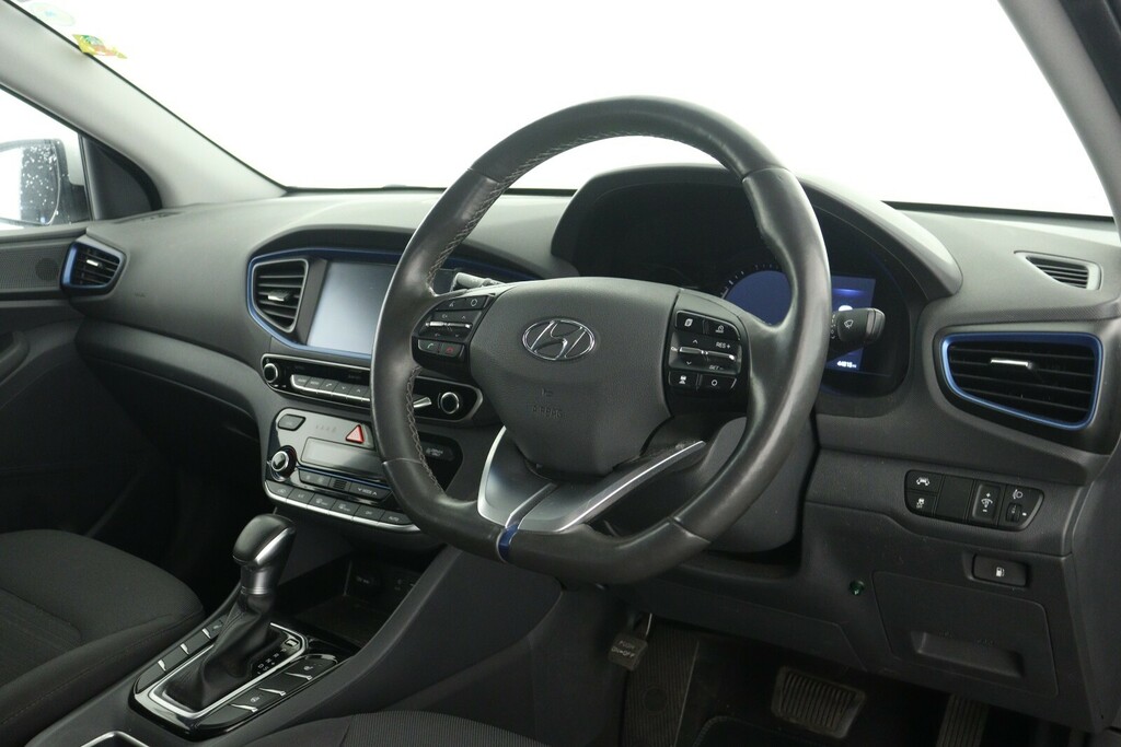 Hyundai Ioniq Black #14