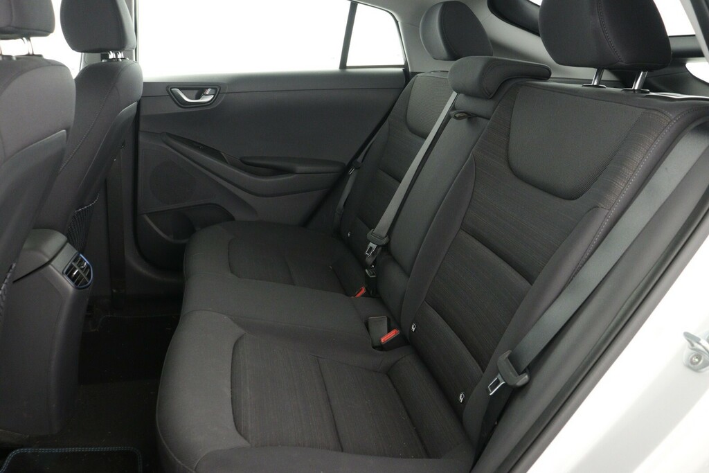 Hyundai Ioniq Black #12