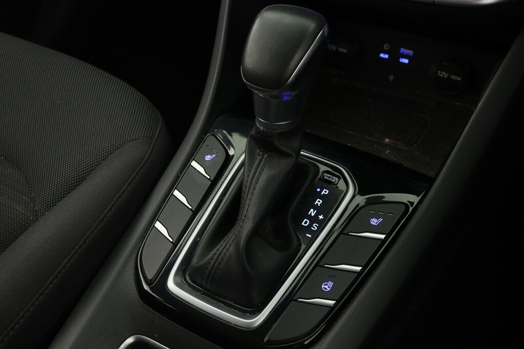 Hyundai Ioniq Black #21