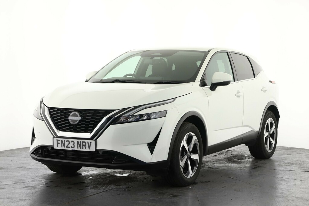 Nissan Qashqai 1.3 Dig-t Mh 158 N-connecta 4Wd Xtronic FN23NRV White #6