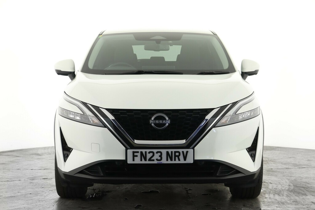 Nissan Qashqai 1.3 Dig-t Mh 158 N-connecta 4Wd Xtronic FN23NRV White #5