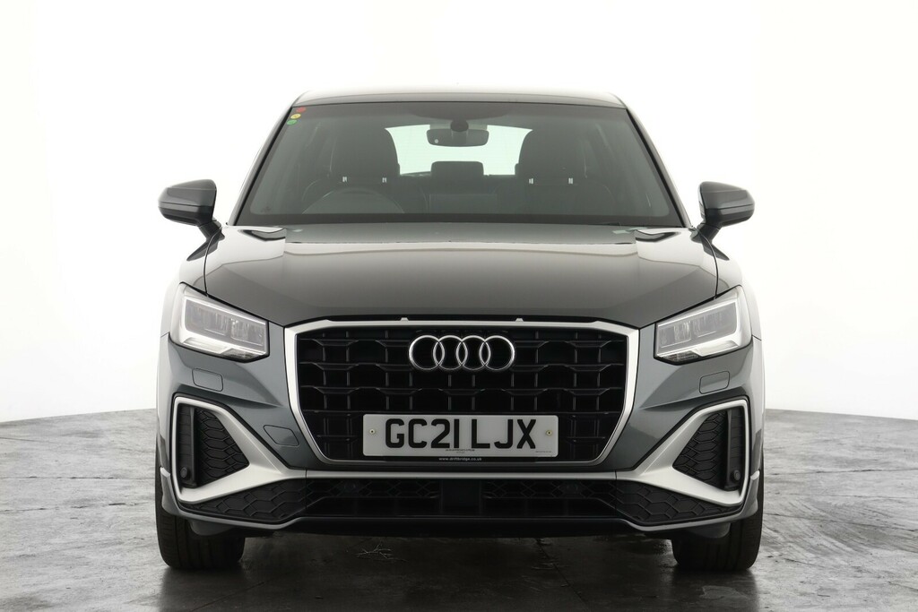 Audi Q2 35 Tfsi S Line S Tronic GC21LJX Grey #5