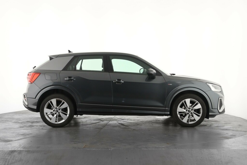 Audi Q2 35 Tfsi S Line S Tronic GC21LJX Grey #4