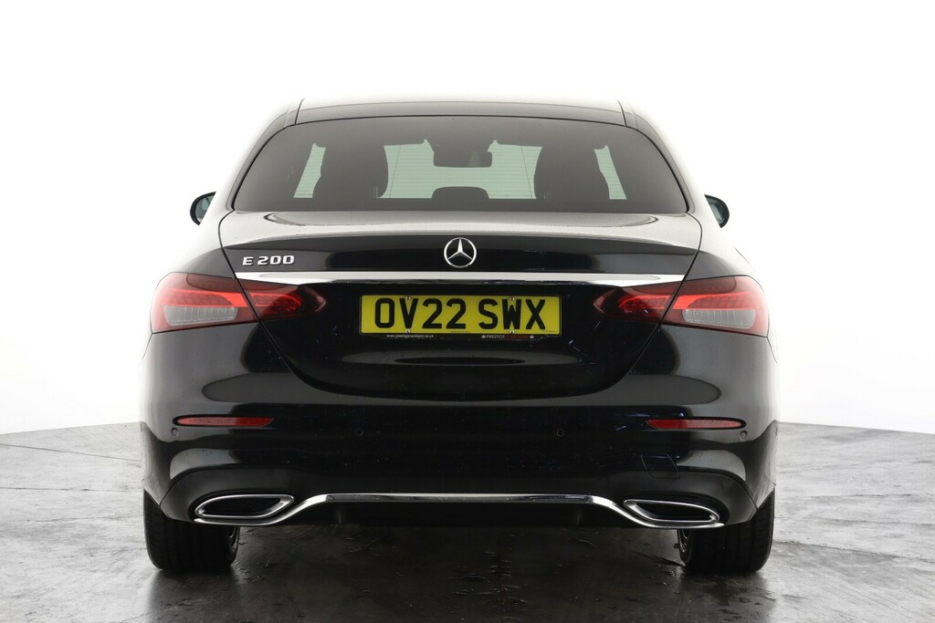 Mercedes-Benz E Class E200 Amg Line 9G-tronic OV22SWX Black #2