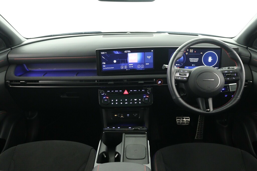 Hyundai Tucson 1.6T Advance White #18