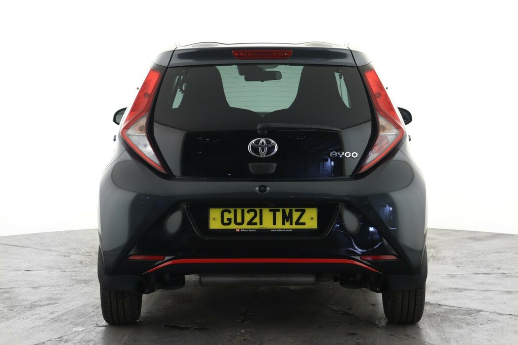 Toyota Aygo 1.0 Vvt-i X-trend Tss GU21TMZ Grey #2