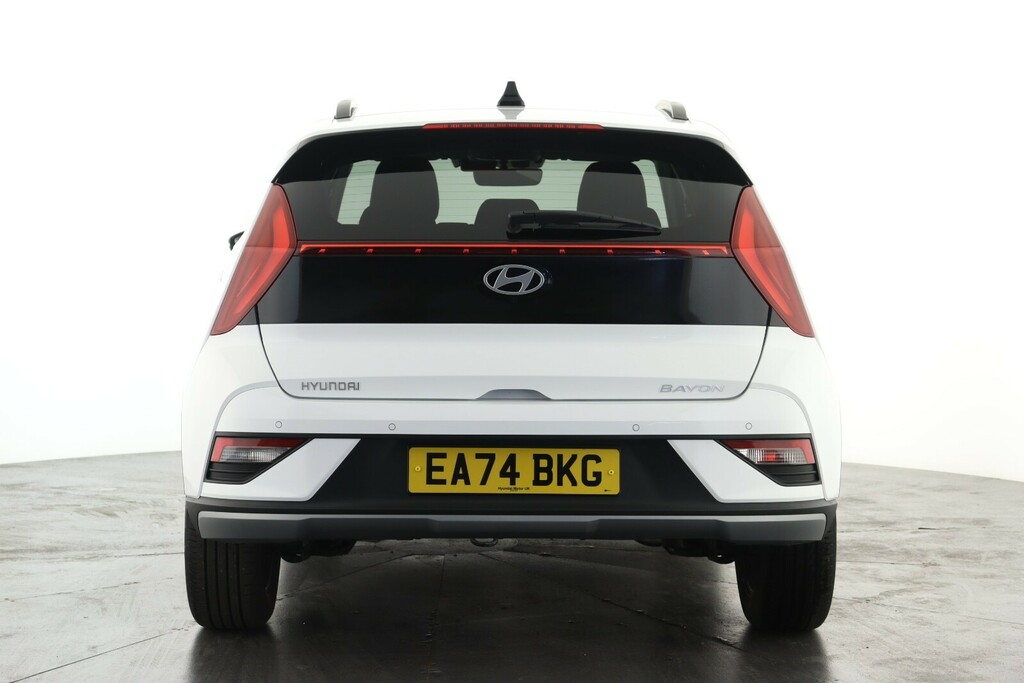Hyundai Bayon 1.0 Tgdi Premium Dct White #2