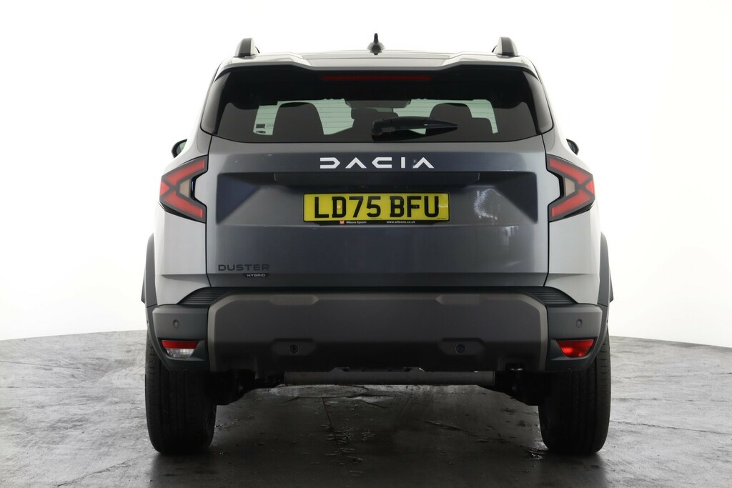 Dacia Duster 1.6 Hybrid 140 Journey Grey