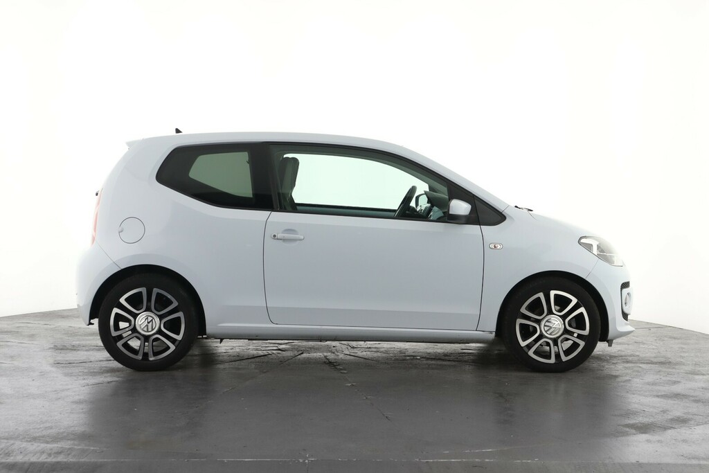 Volkswagen Up 1.0 High Black #4