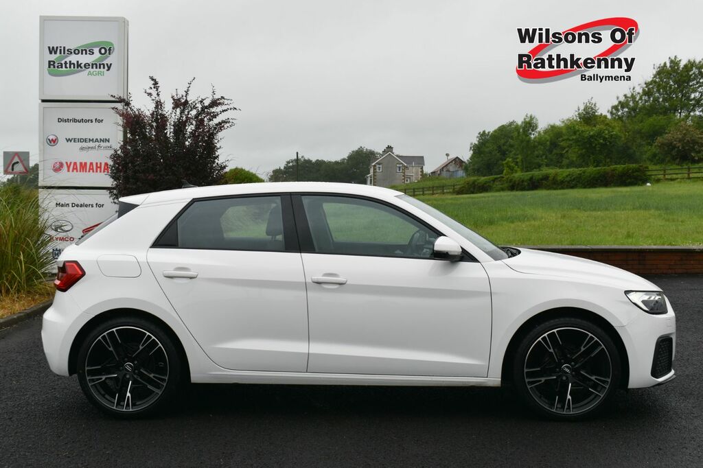Audi A1 Hatchback GV72HXJ White #2