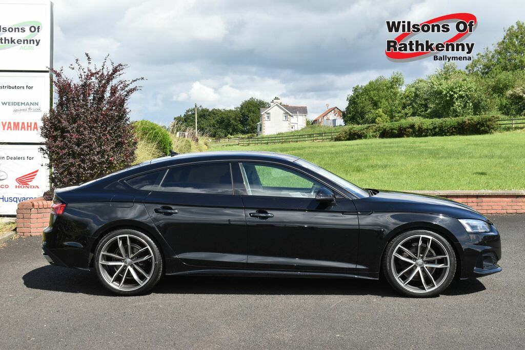 Audi A5 Hatchback AU20ZYM Black #2