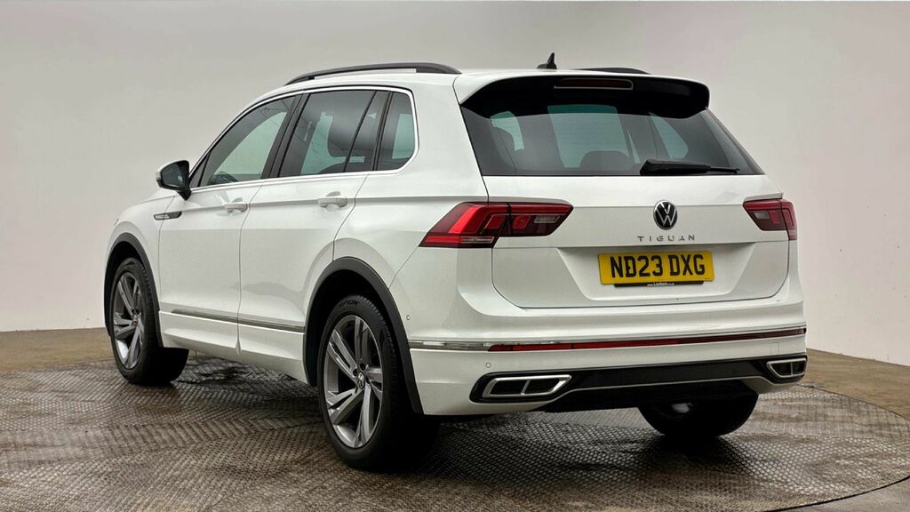 Volkswagen Tiguan Suv ND23DXG White #3